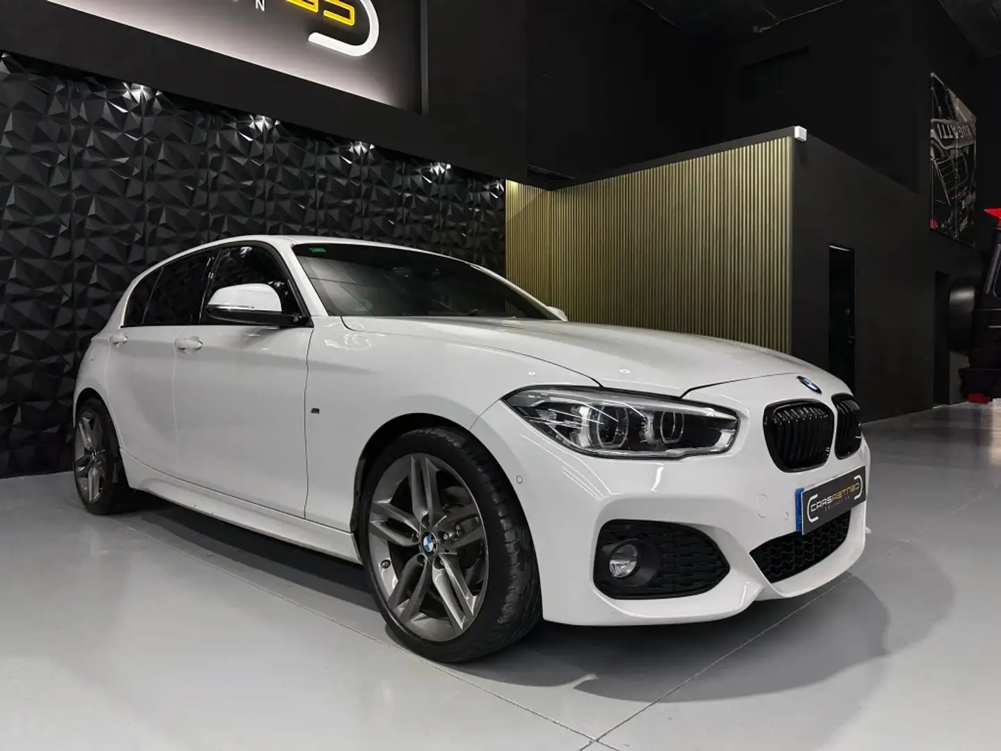 BMW 118 118dA Blanc - 2