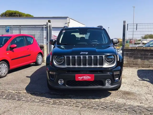 Jeep Renegade view 3