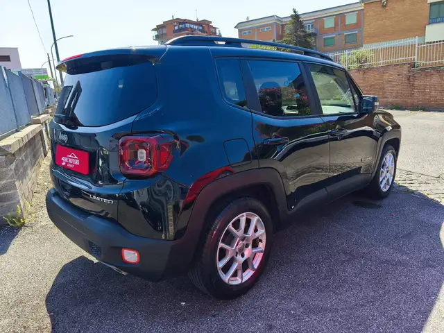 Jeep Renegade view 6