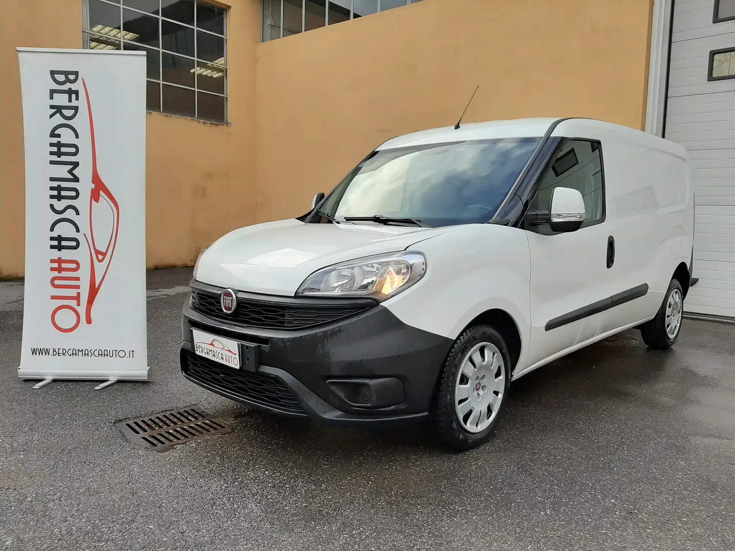 Fiat Doblo MAXI 1.3 mjt passo lungo Wit - 1