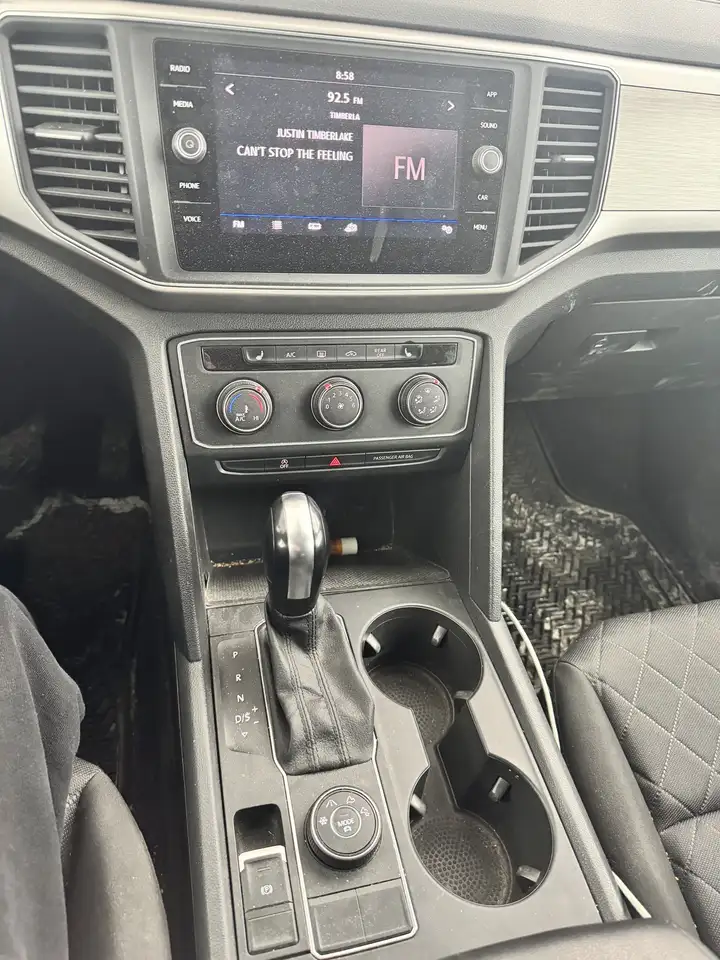 Volkswagen Atlas снимка Volkswagen Atlas