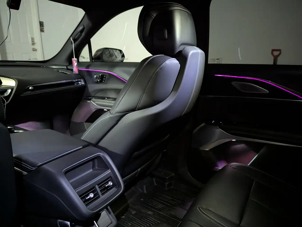Cadillac Lyriq снимка Cadillac Lyriq