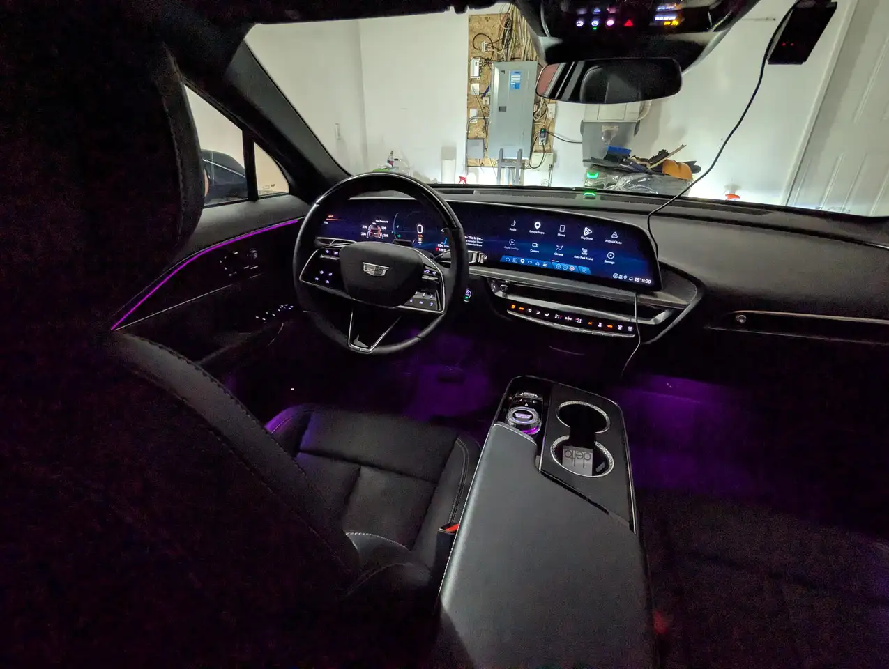 Cadillac Lyriq снимка Cadillac Lyriq