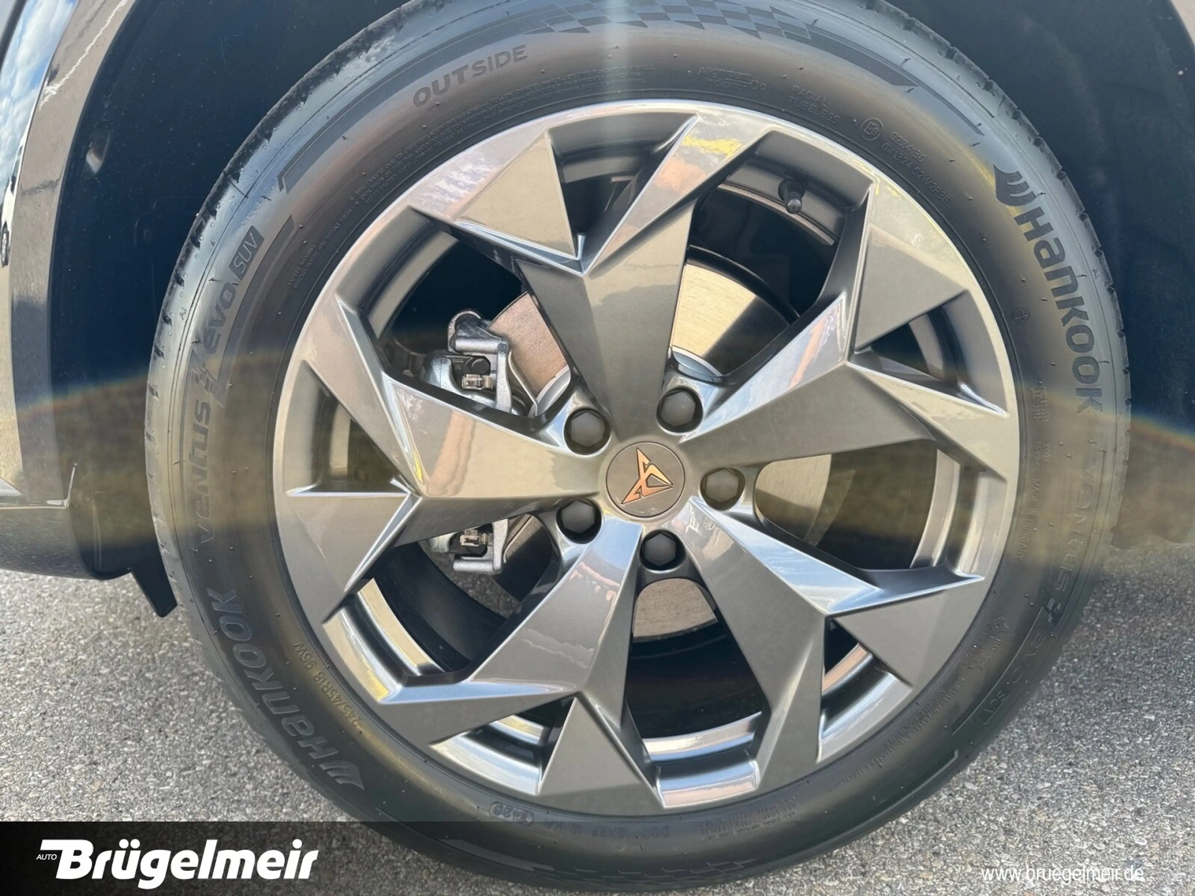 CUPRA Formentor 2.0 TSI DSG 4Drive+AHK+ACC+NAVI+KAM+18  L-R Sensor/Dachrel./eFH./NSW/Lendenwirbelstütze Sitz vorn — photo 11