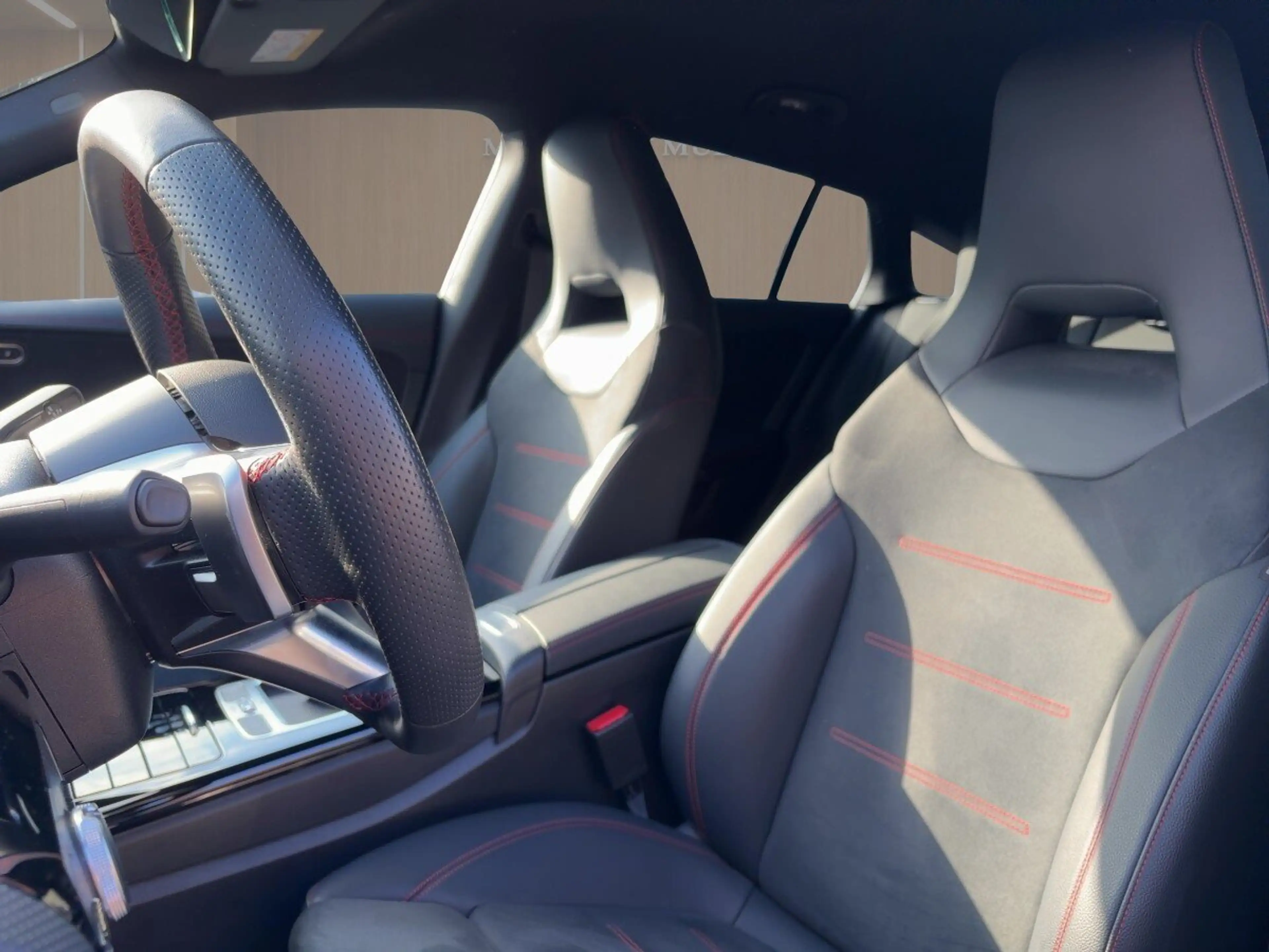 Mercedes-Benz CLA 200 CLA 200 Shooting Brake AMG-LINE+NIGHT+KEYLESS-GO+ — photo 12