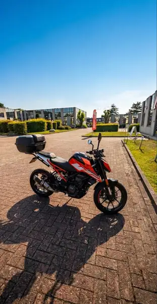 KTM 125 DUKE - foto 4