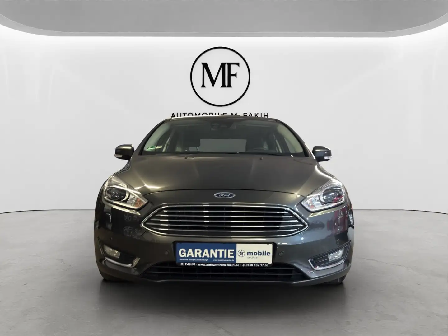Ford Focus Lim. Titanium 2Hand Top Automatik Garantie Grau - 2