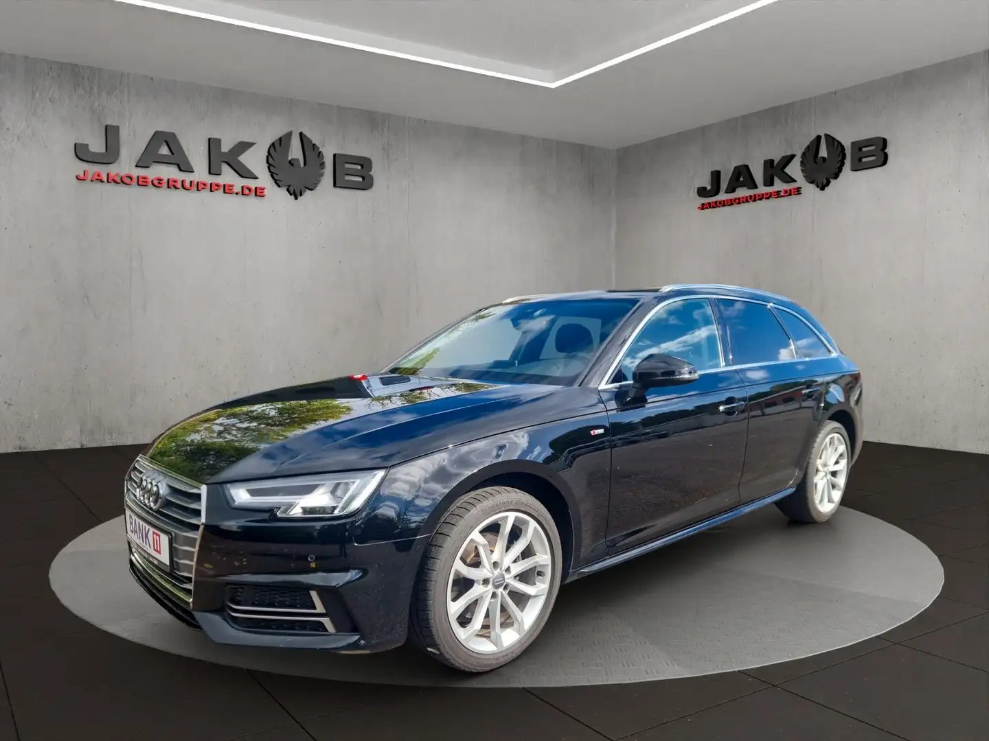 Audi A4 1.4 TFSI Avant+S LINE+NAVI+SZ+SCHECKHEFT Zwart - 1