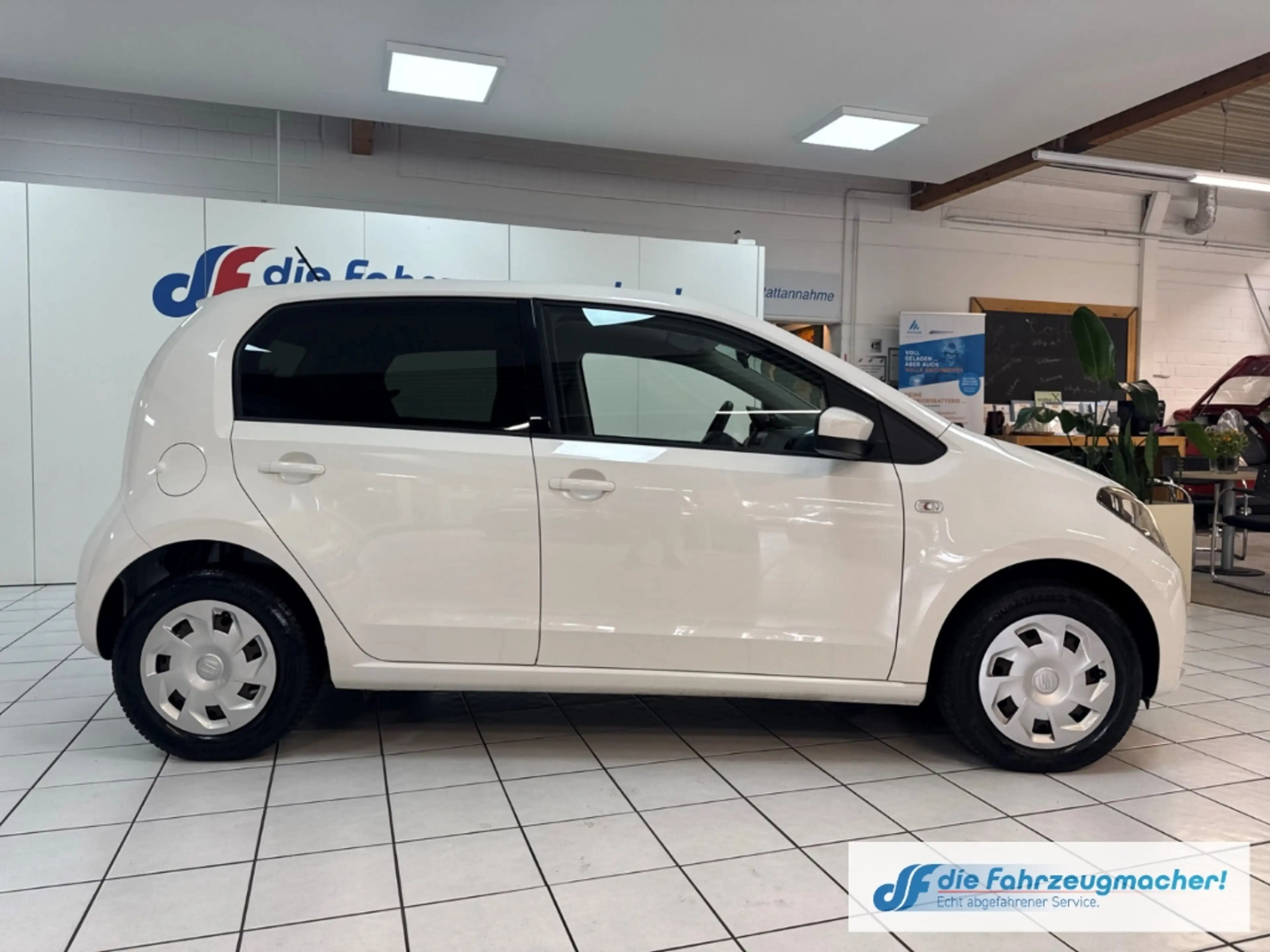 SEAT Mii Style 1.0 Soundsystem SHZ Berganfahrass. Winterpak — photo 6