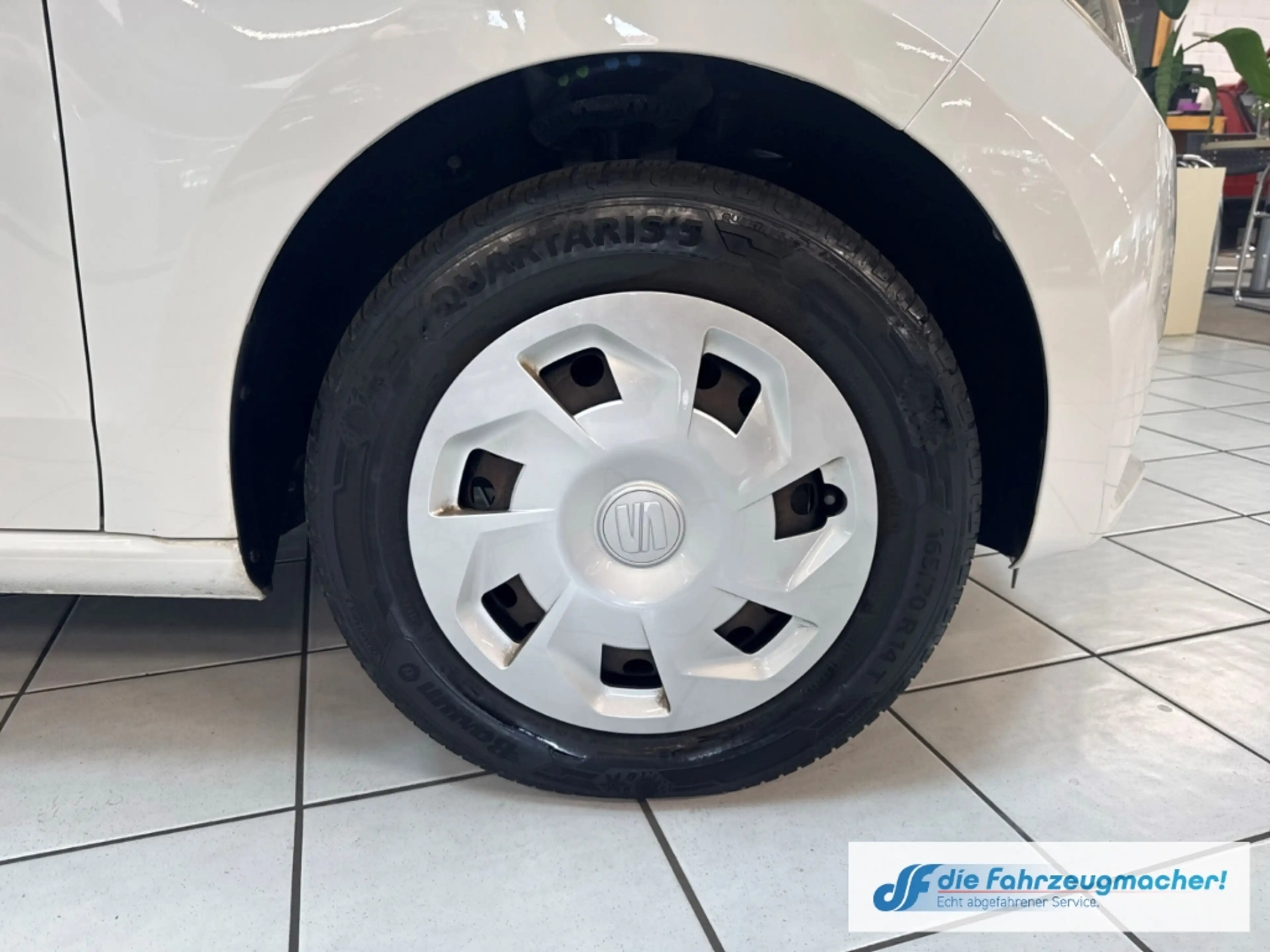 SEAT Mii Style 1.0 Soundsystem SHZ Berganfahrass. Winterpak — photo 9
