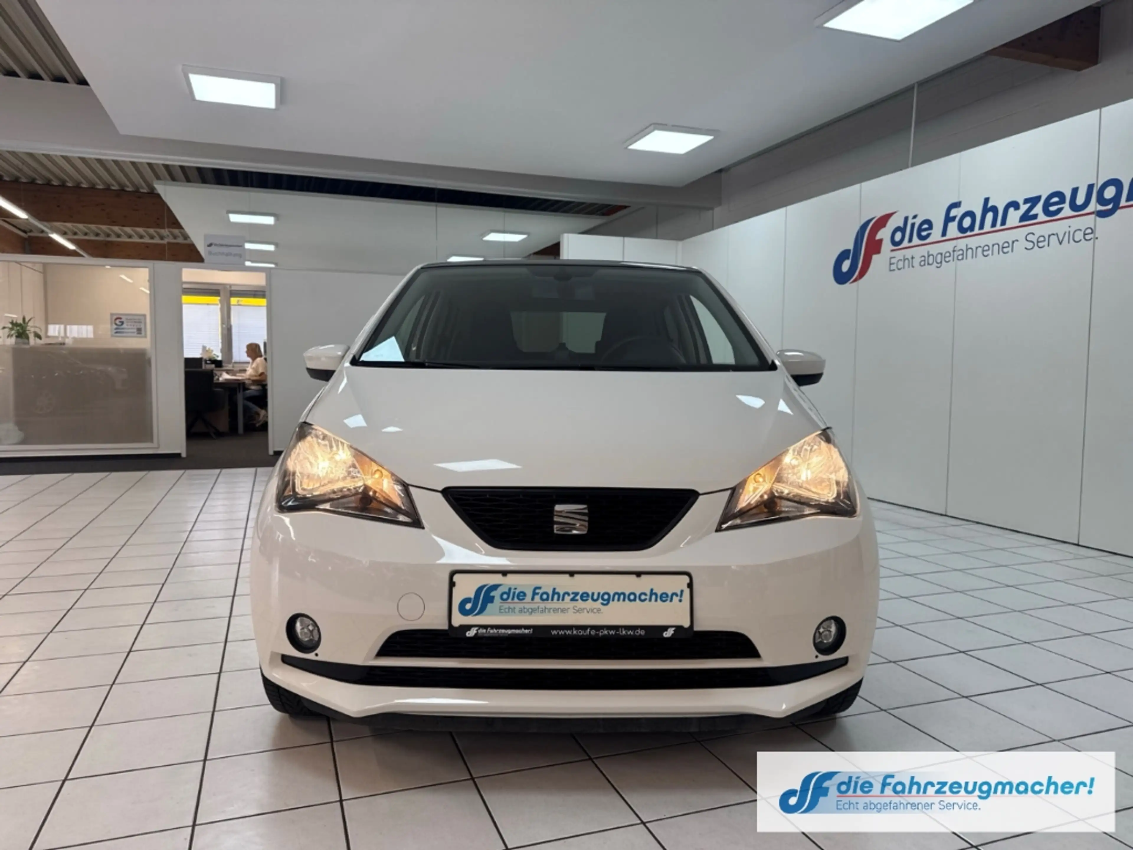 SEAT Mii Style 1.0 Soundsystem SHZ Berganfahrass. Winterpak — photo 5