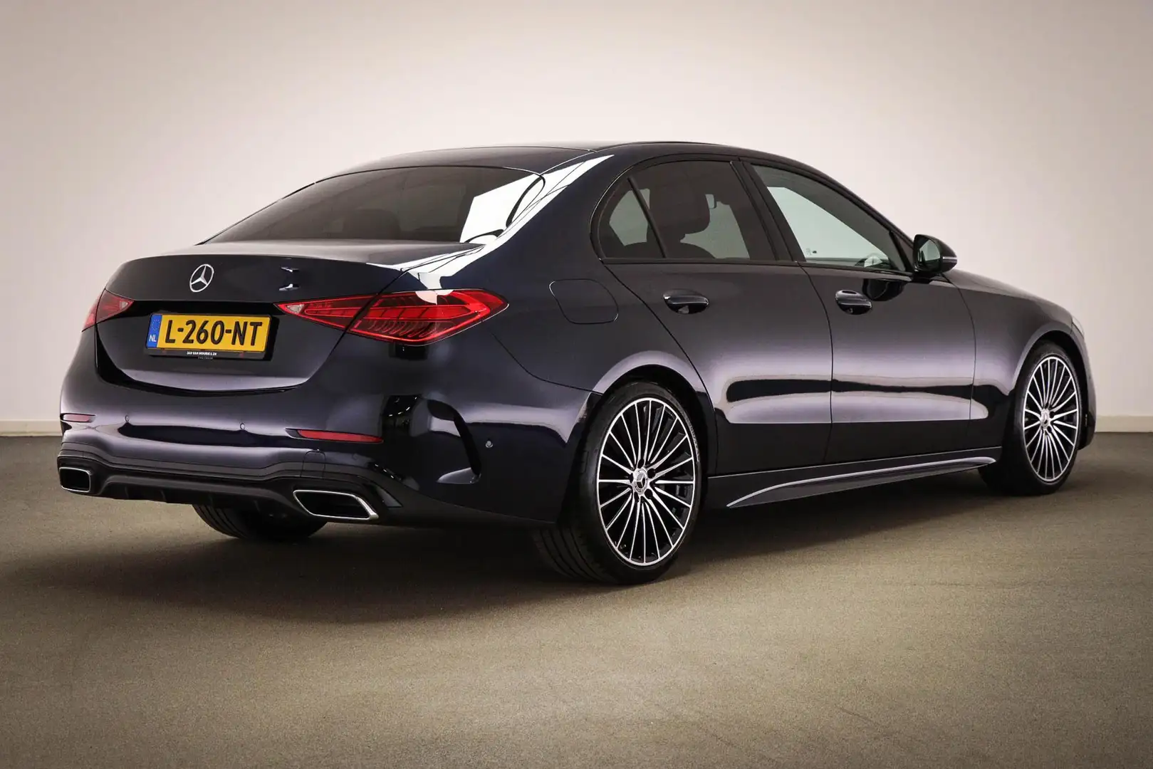 Mercedes-Benz C 200 Launch Edition AMG Line Bleu - 2