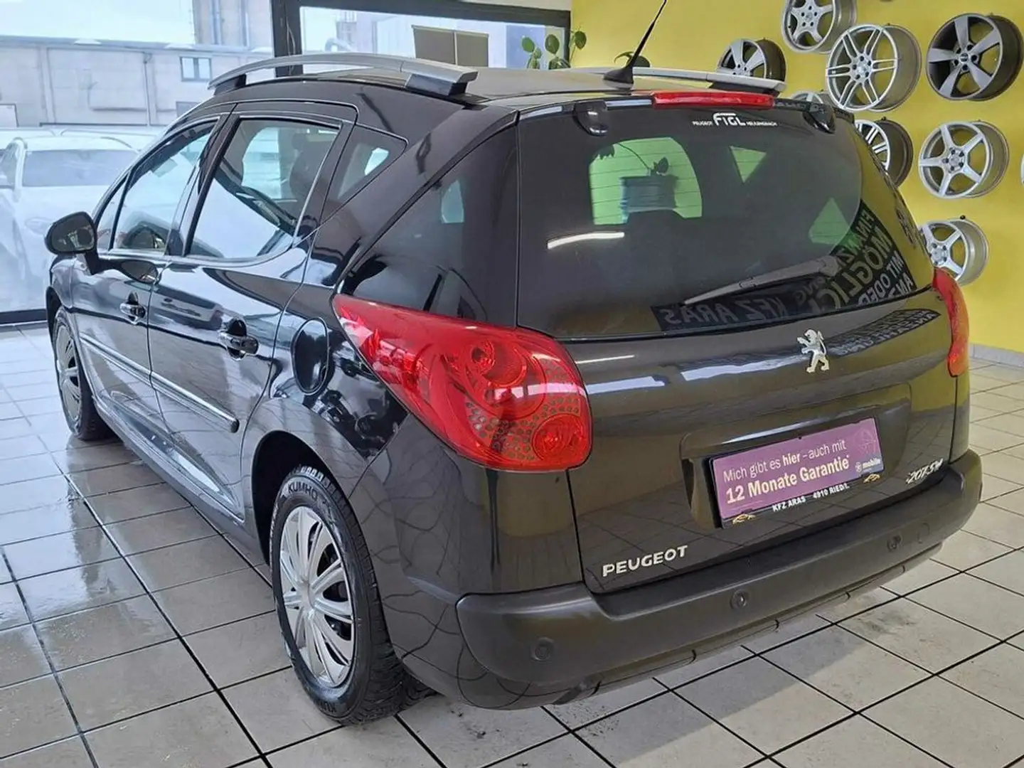 Peugeot 207 Active GUTER ZUSTAND, PANORAMADACH, PDC Schwarz - 2