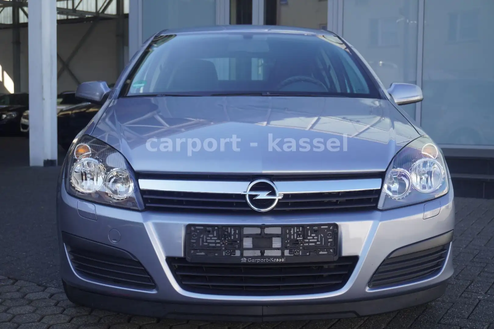 Opel Astra Lim. Edition Silber - 2