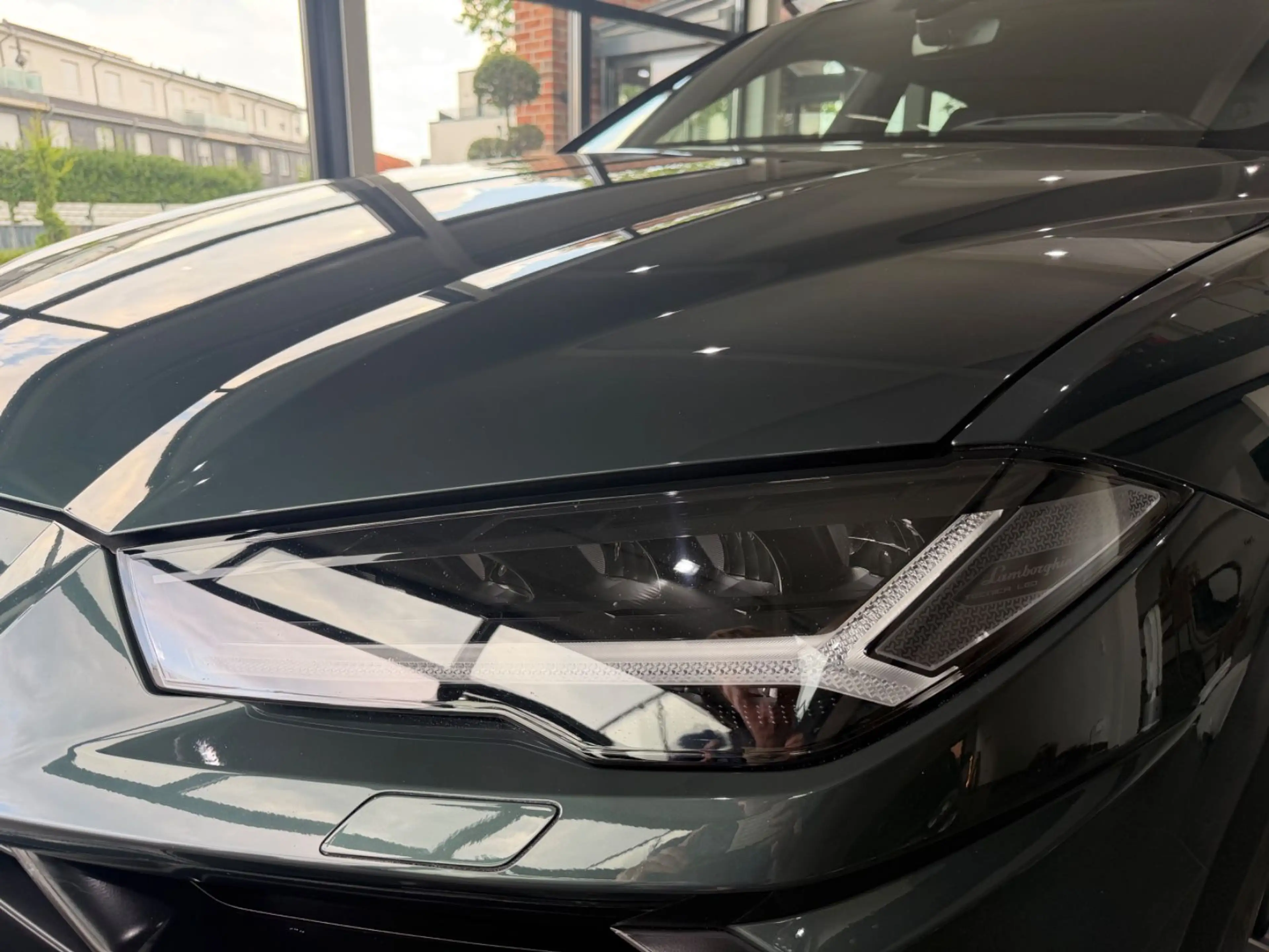 Lamborghini Urus 4.0  /B&O 3D/AHK/Pano/Alcantara/Sonderlack — photo 8