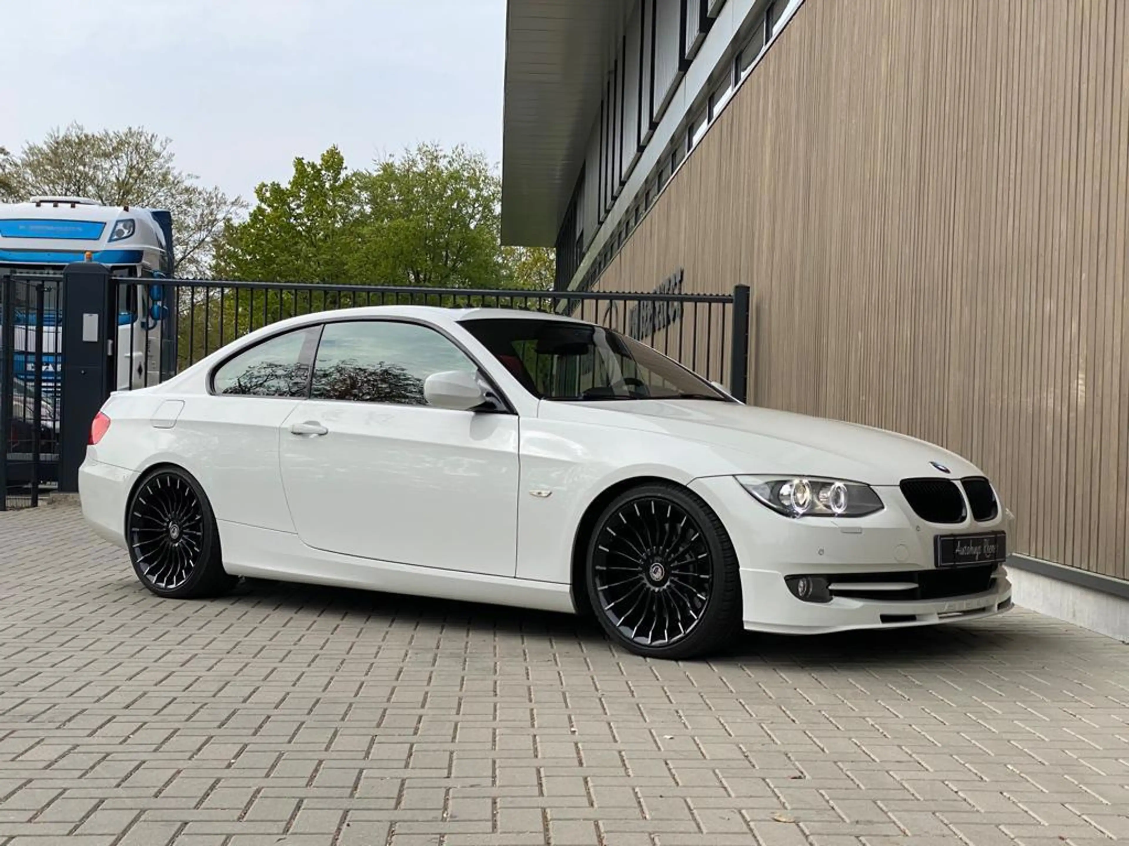 Alpina B3 BMW ALPINA S BITURBO COUPE ALLRAD *400 PK* NR 57 v — photo 26