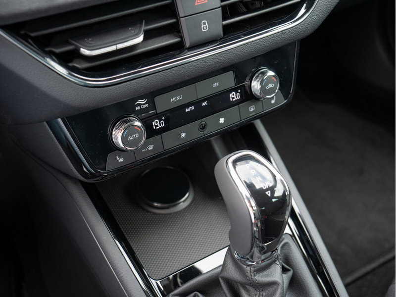 Skoda Scala 1.5 TSI Selection NAVI ACC FACEL. LED — photo 11