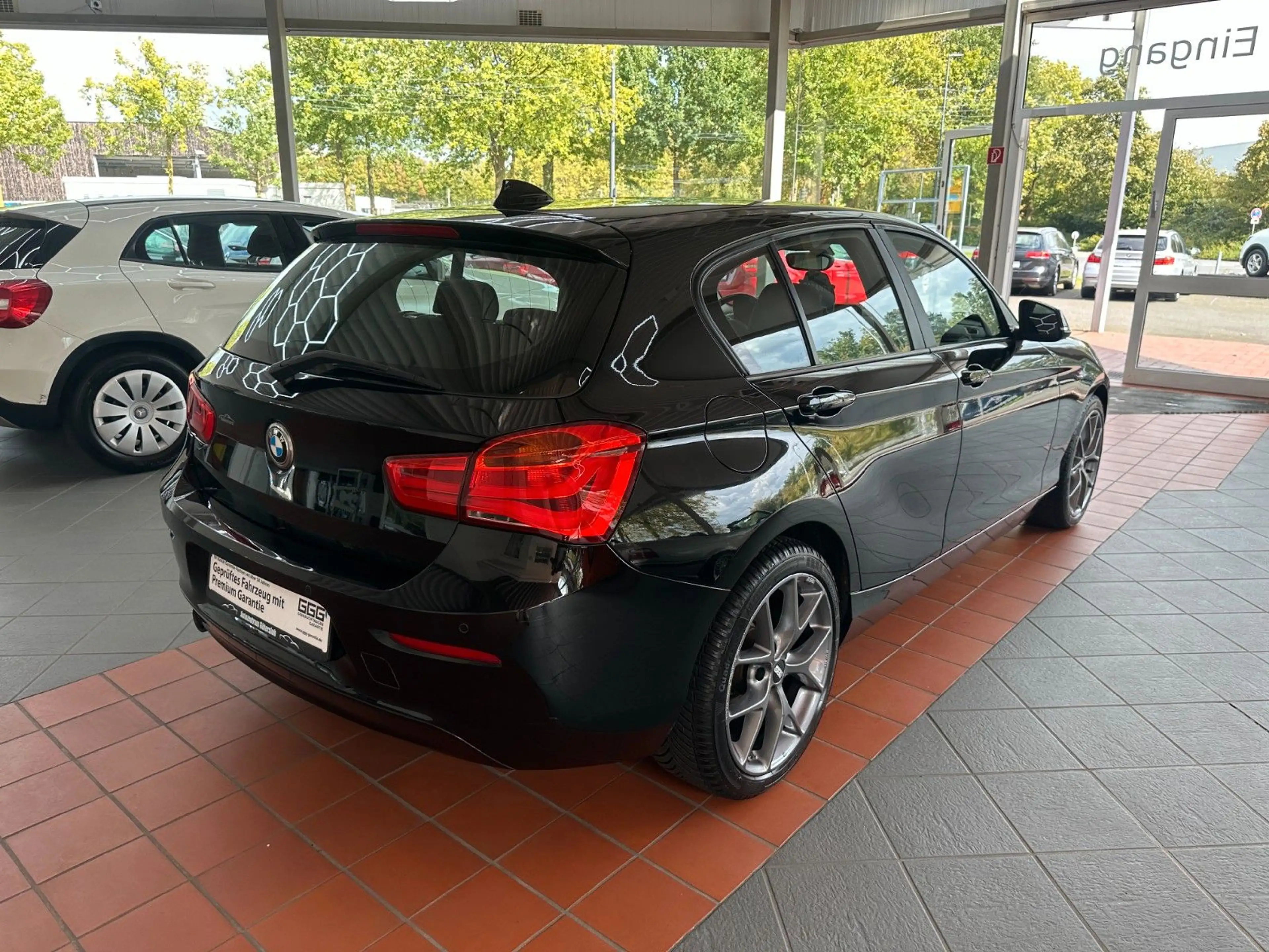 BMW 116 Bmw 116 i Advantage* SITZ-H / PDC / GARANTIE * — photo 3