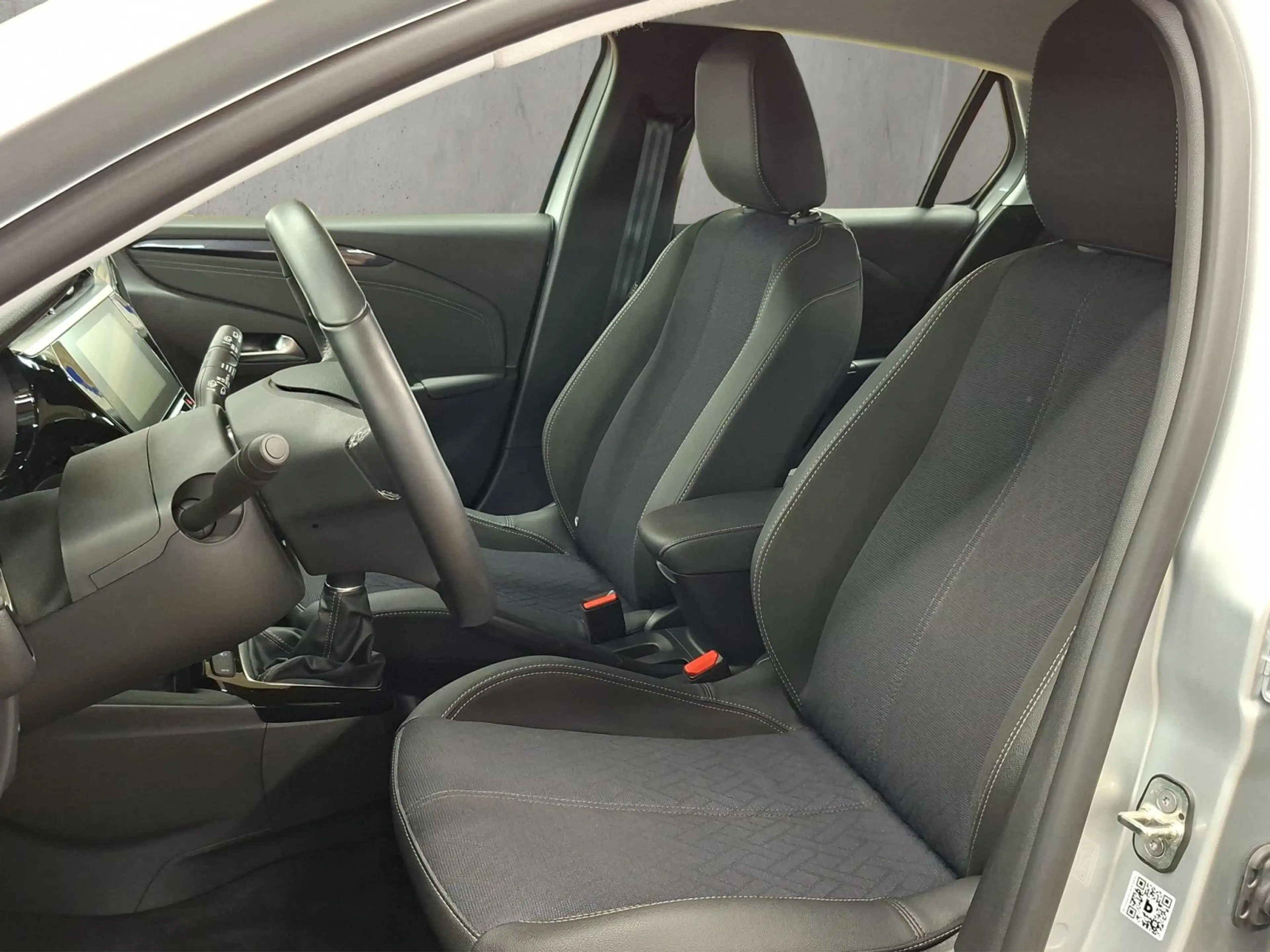 Opel Corsa 1.2 Elegance — photo 9