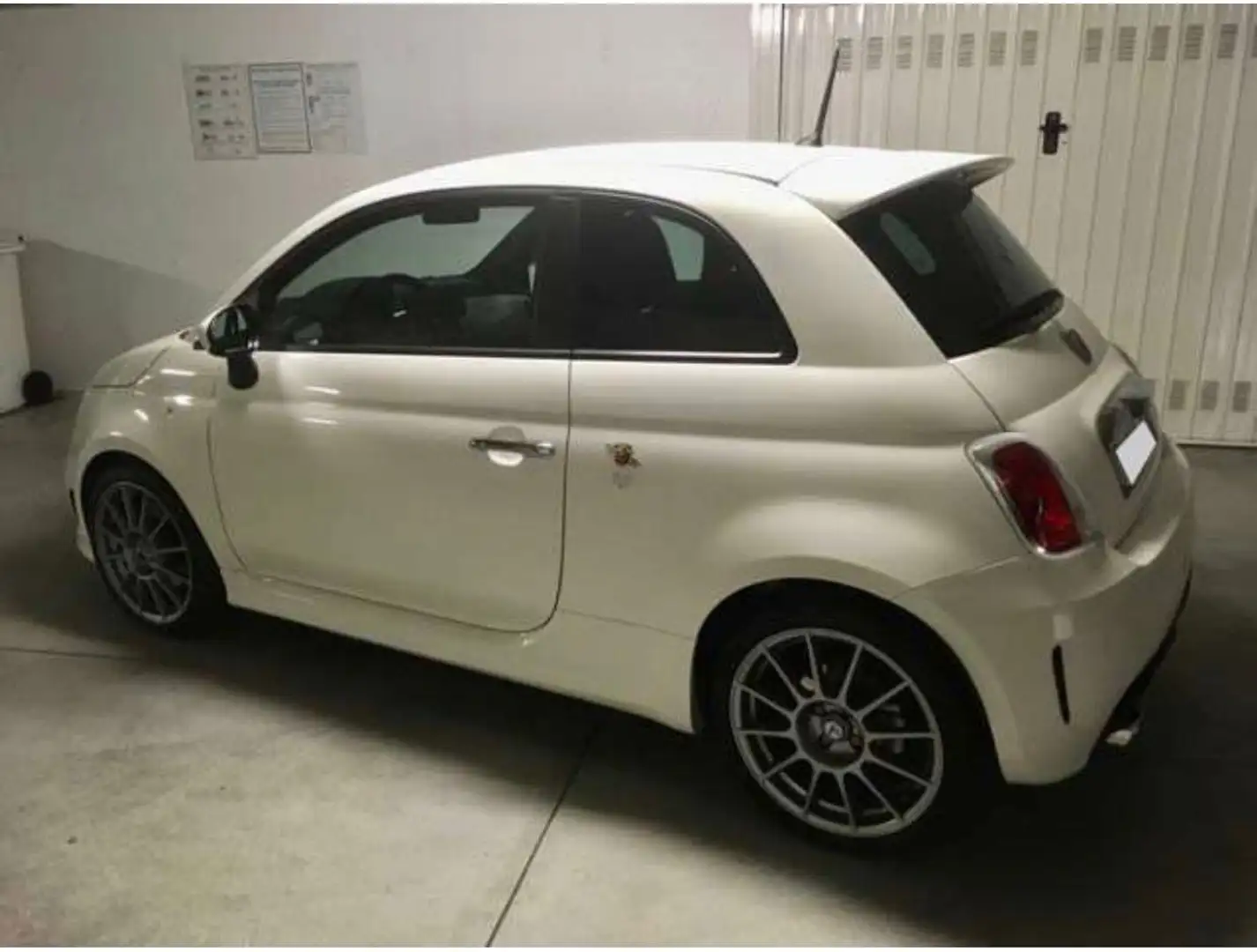 Abarth 595 595 1.4 16v t. t-jet Competizione 145cv mta E6 Blanco - 2