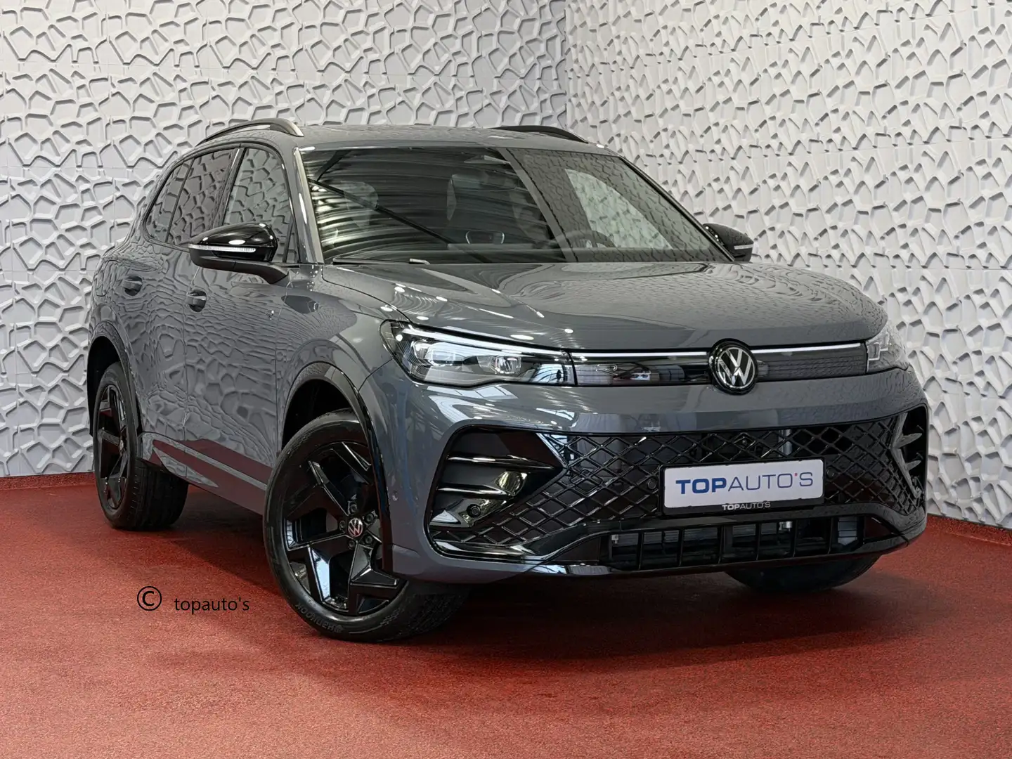 Volkswagen Tiguan 1.5 eHYBRID 272PK NW AUTO R-LINE PANO XL.NAVI BLAC Grau - 1
