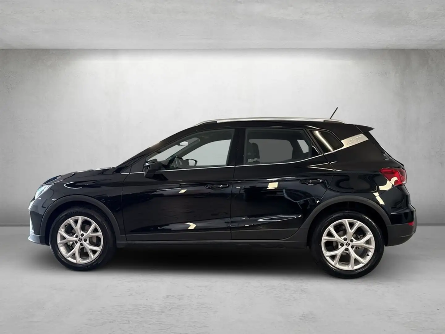SEAT Arona 1.0 TSI DSG FR *Navi* Noir - 2