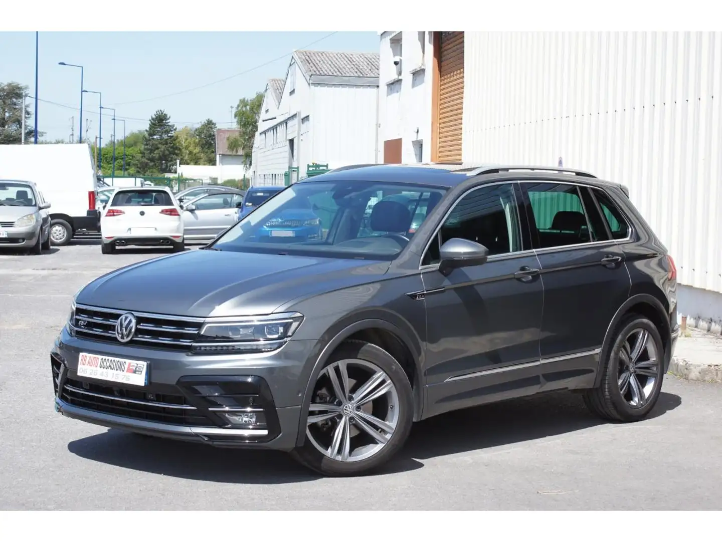 Volkswagen Tiguan Tiguan 2.0 TDI 150cv DSG7  Carat Exclusive Pack R- Gris - 2