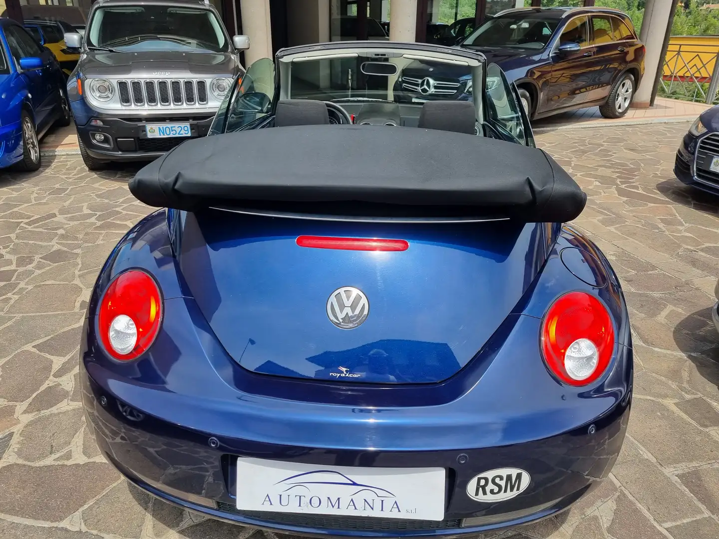 Volkswagen New Beetle Cabrio 1.9 tdi 105cv Bleu - 2