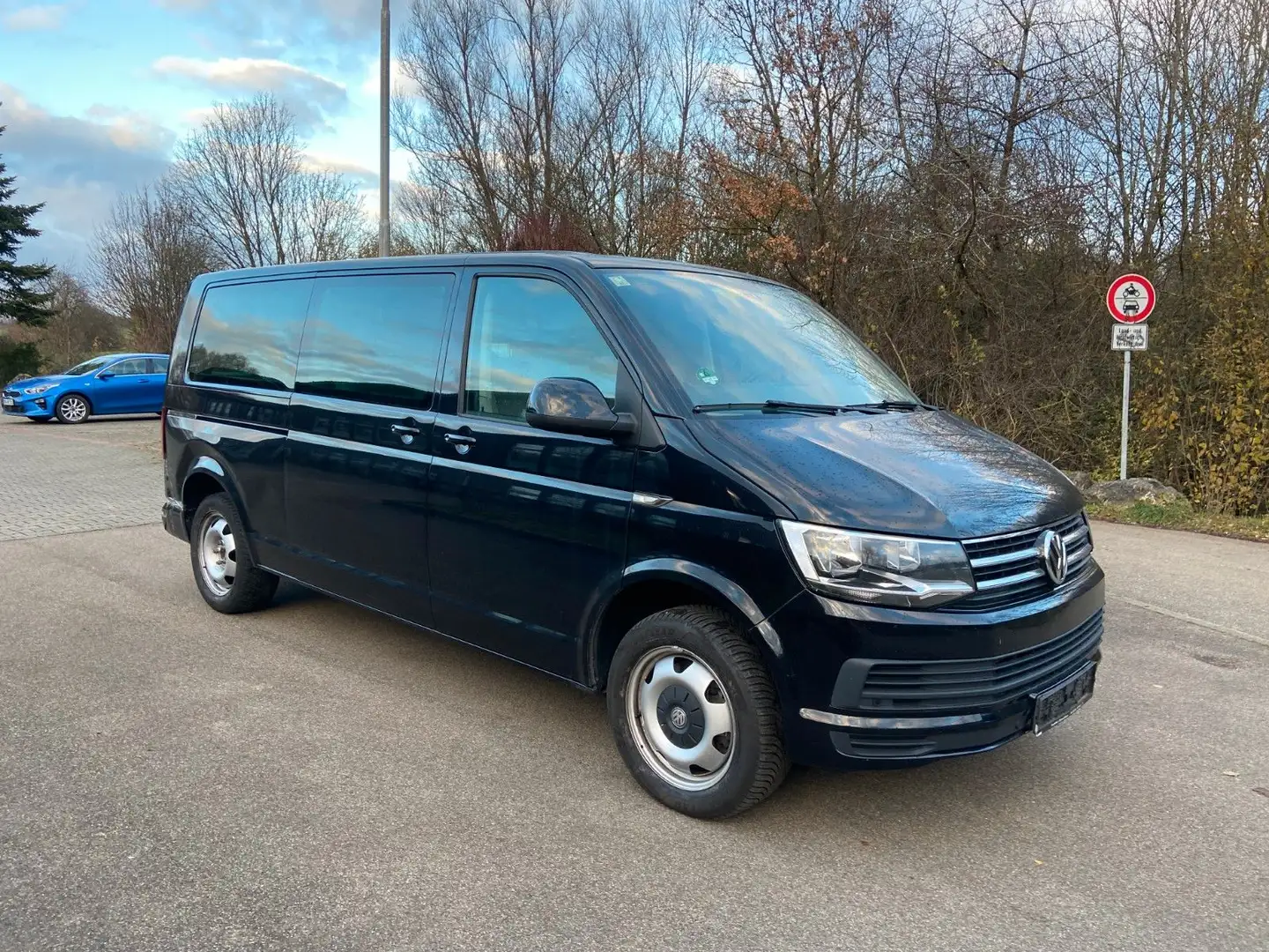 Volkswagen T6 Transporter Bus Caravelle Comfortline lang Noir - 2