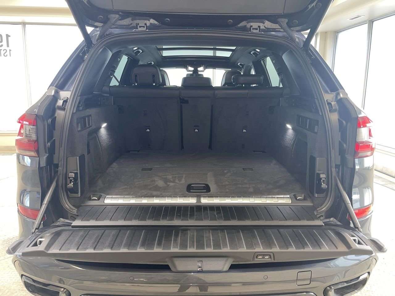 2021 BMW X5 xDrive45e thumb 32