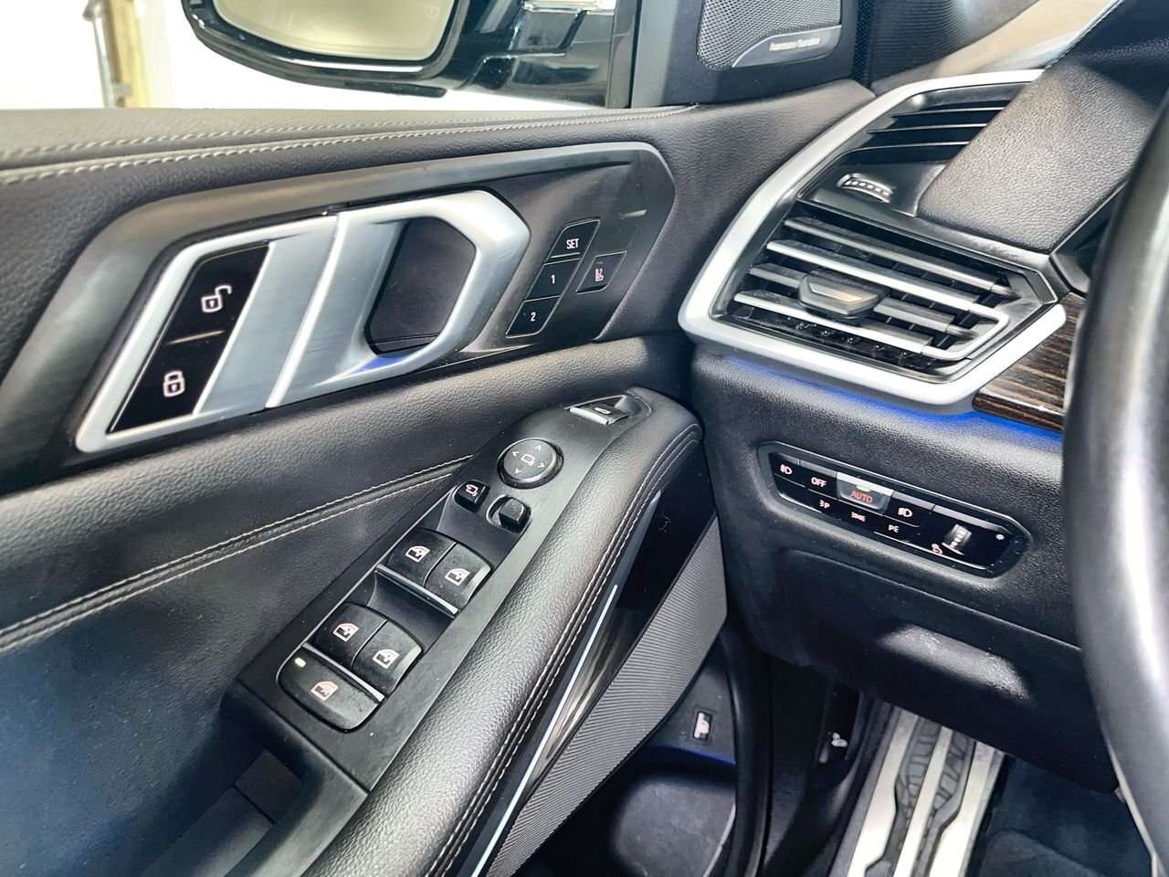 2021 BMW X5 xDrive45e thumb 21