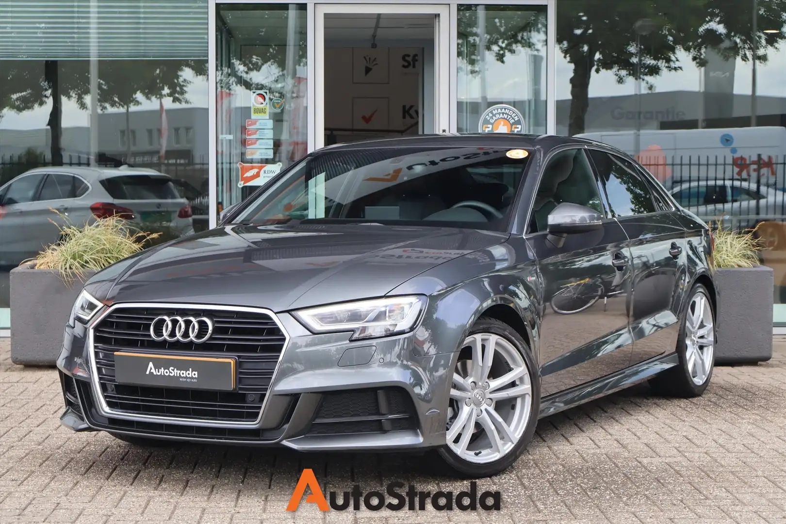 Audi A3 Limousine 35 TFSI S-Line 150pk | Virtual | Carplay Gris - 1