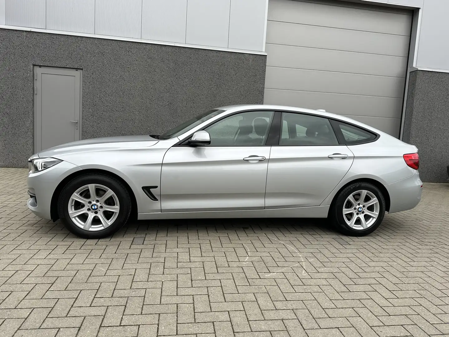 BMW 318 318d GT*euro6*weinigkm Plateado - 2