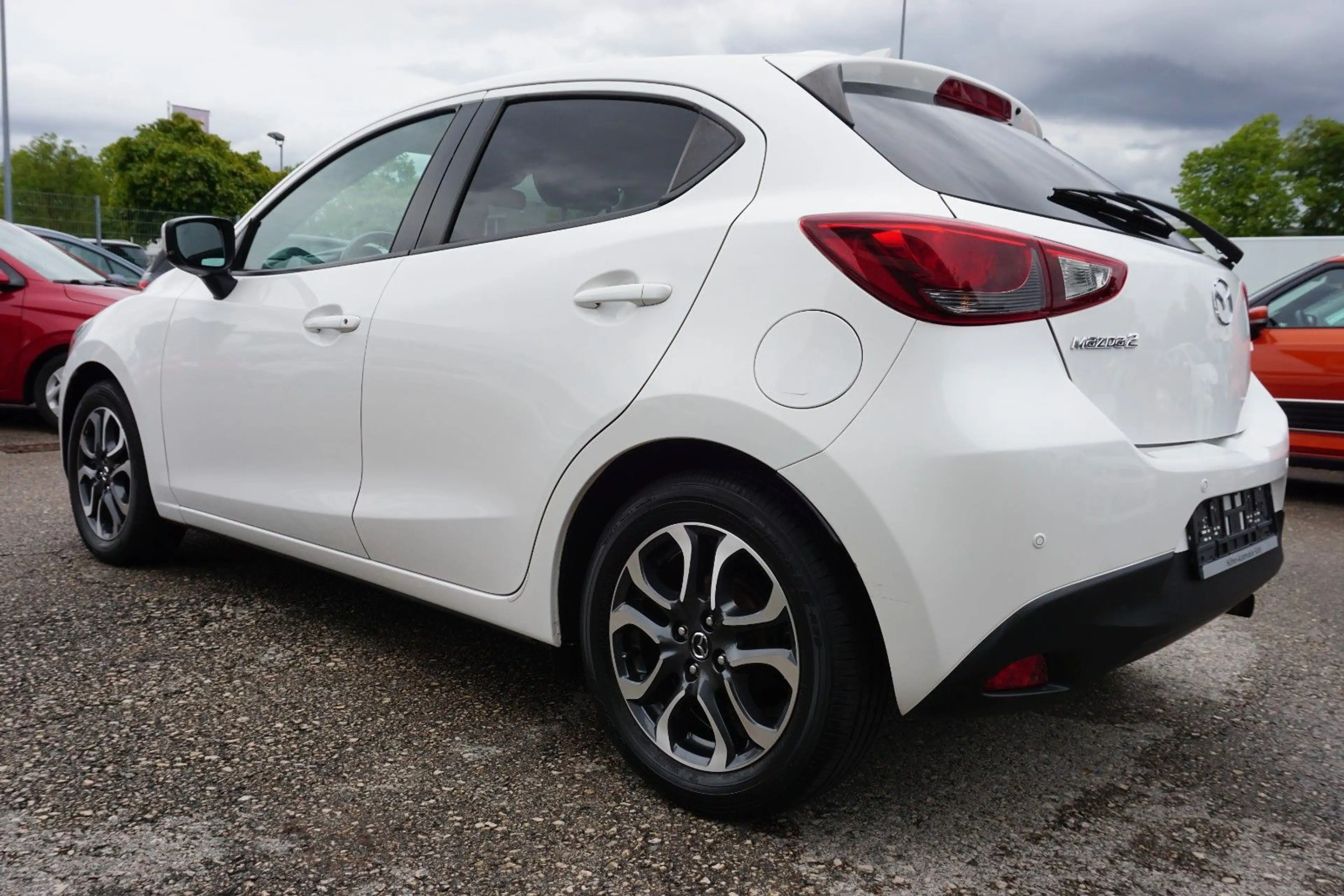 Mazda 2 Lim. Kizoku *Navi*Einparkhilfe*Sitzheizung*AHK — photo 13
