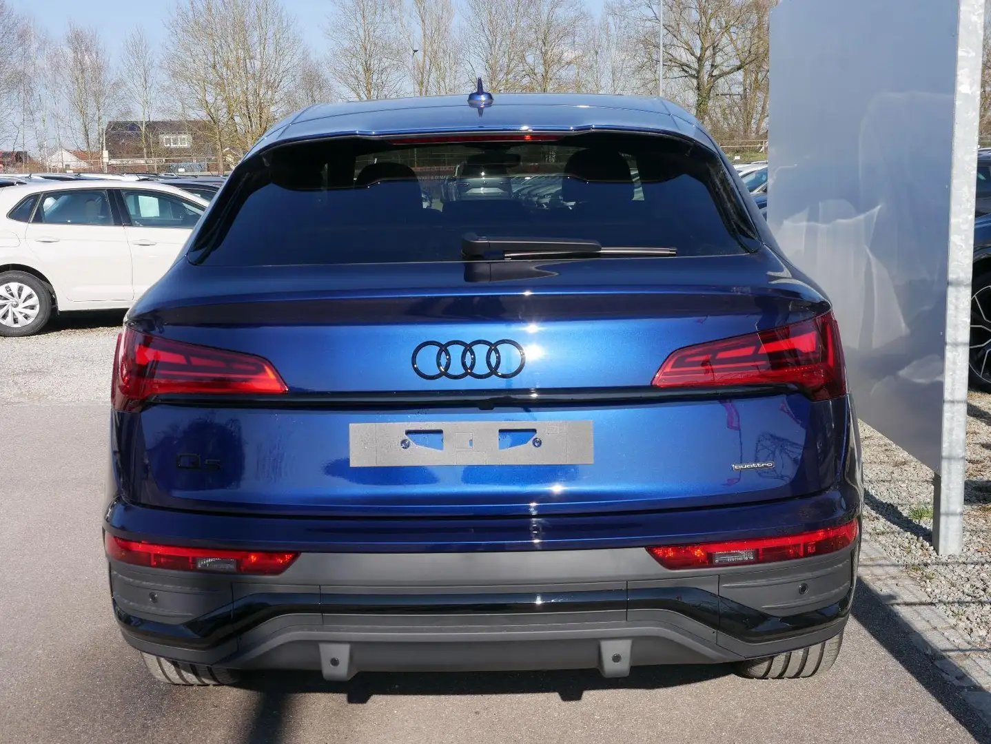 Audi Q5 Sportback 50 TFSIe quattro S line *PANO*NAVI*20... Blau - 2