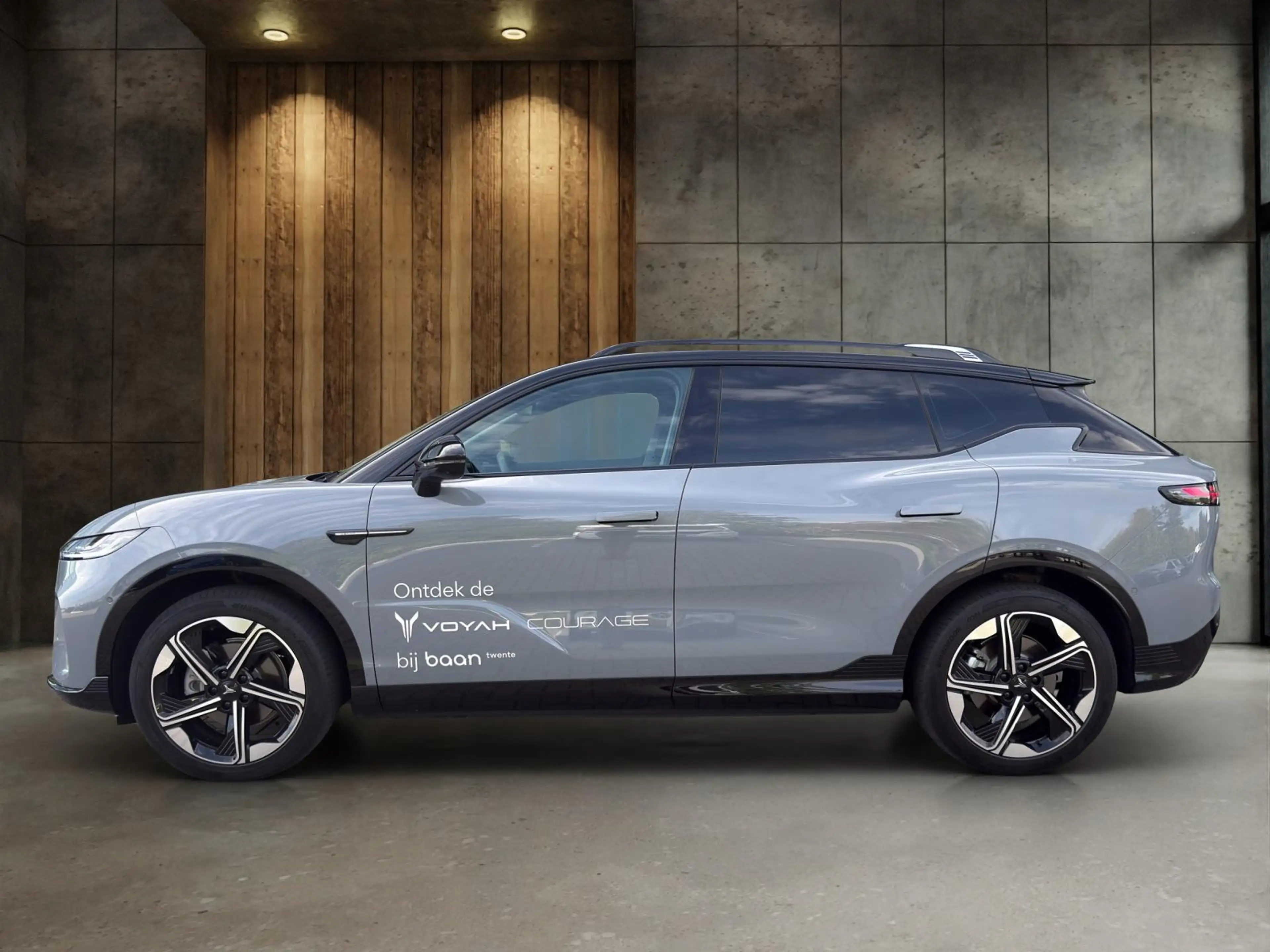 Voyah Courage Business Edition 80 kWh — photo 3
