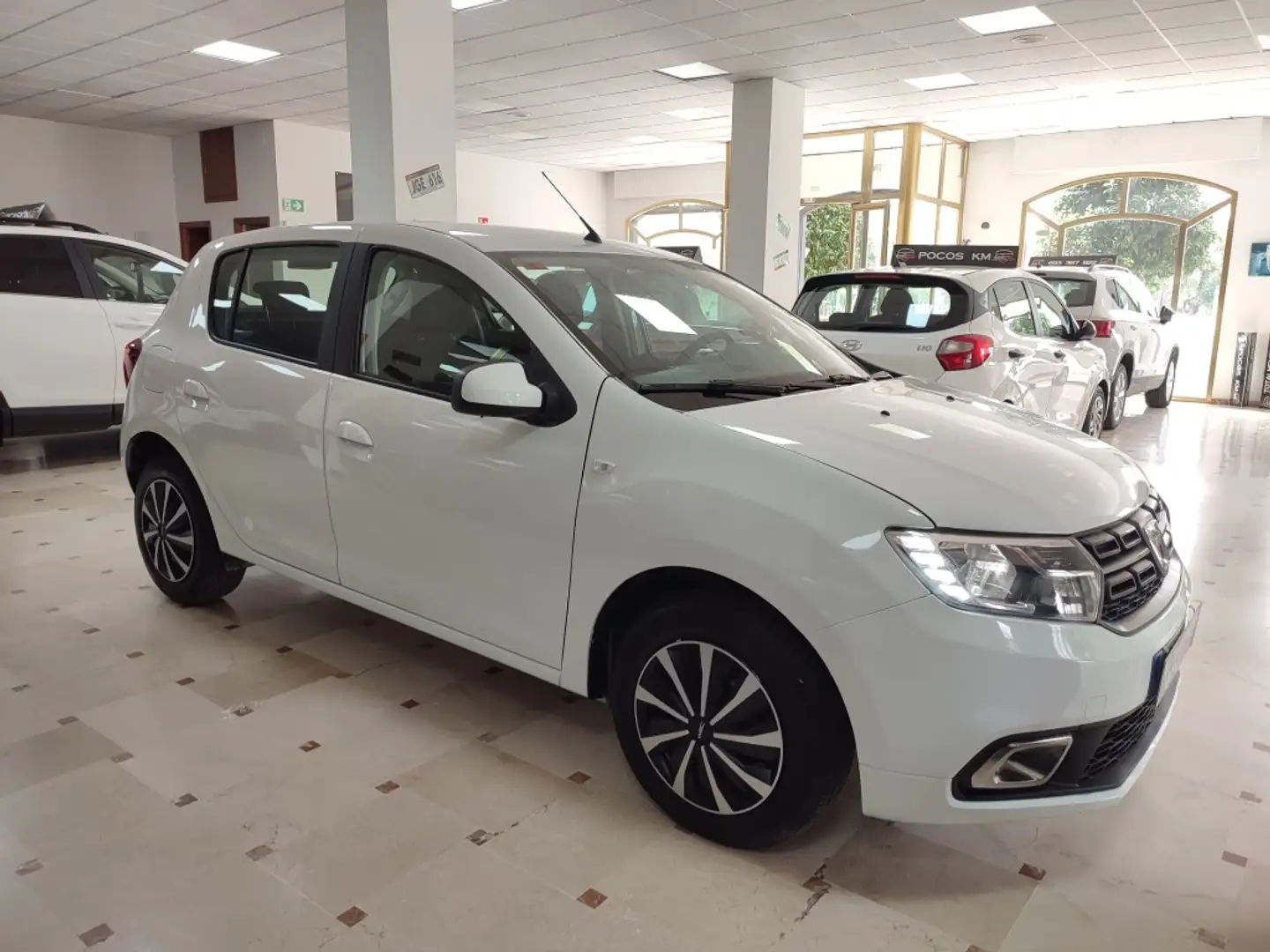 Dacia Sandero 1.5 Blue dCi Comfort 70kW Blanc - 2
