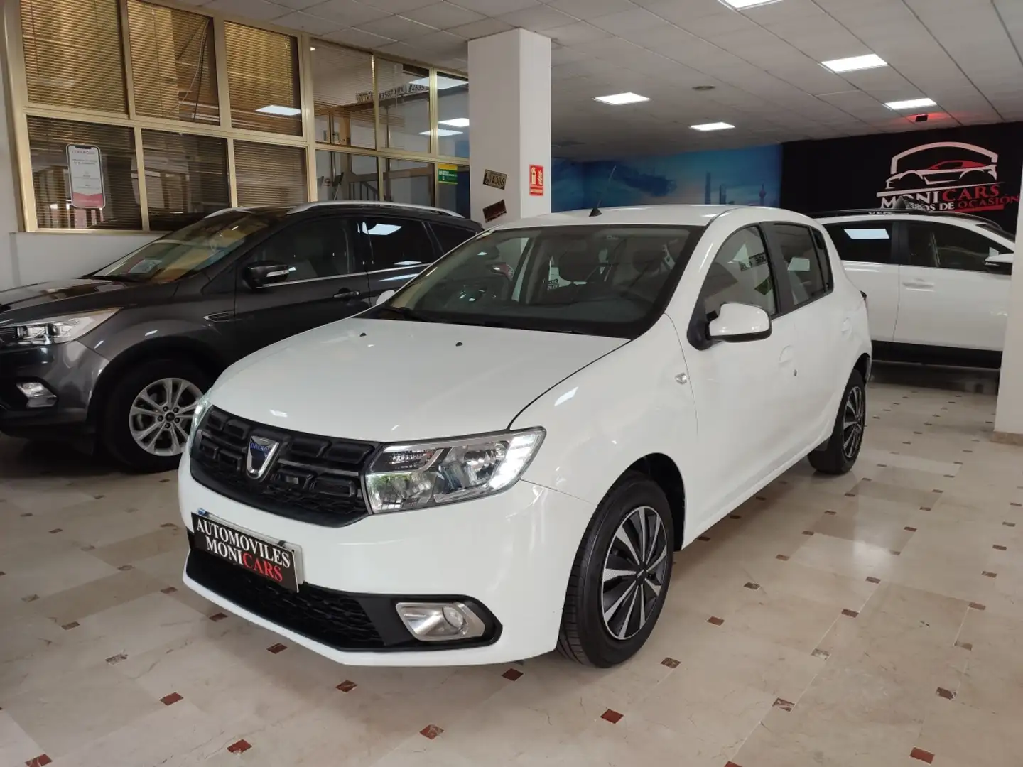 Dacia Sandero 1.5 Blue dCi Comfort 70kW Blanc - 1