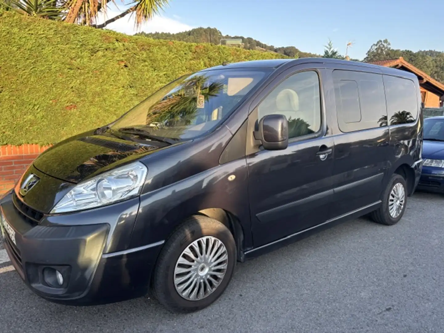 Peugeot Expert 2.0HDI Premium L1 120 Gris - 1