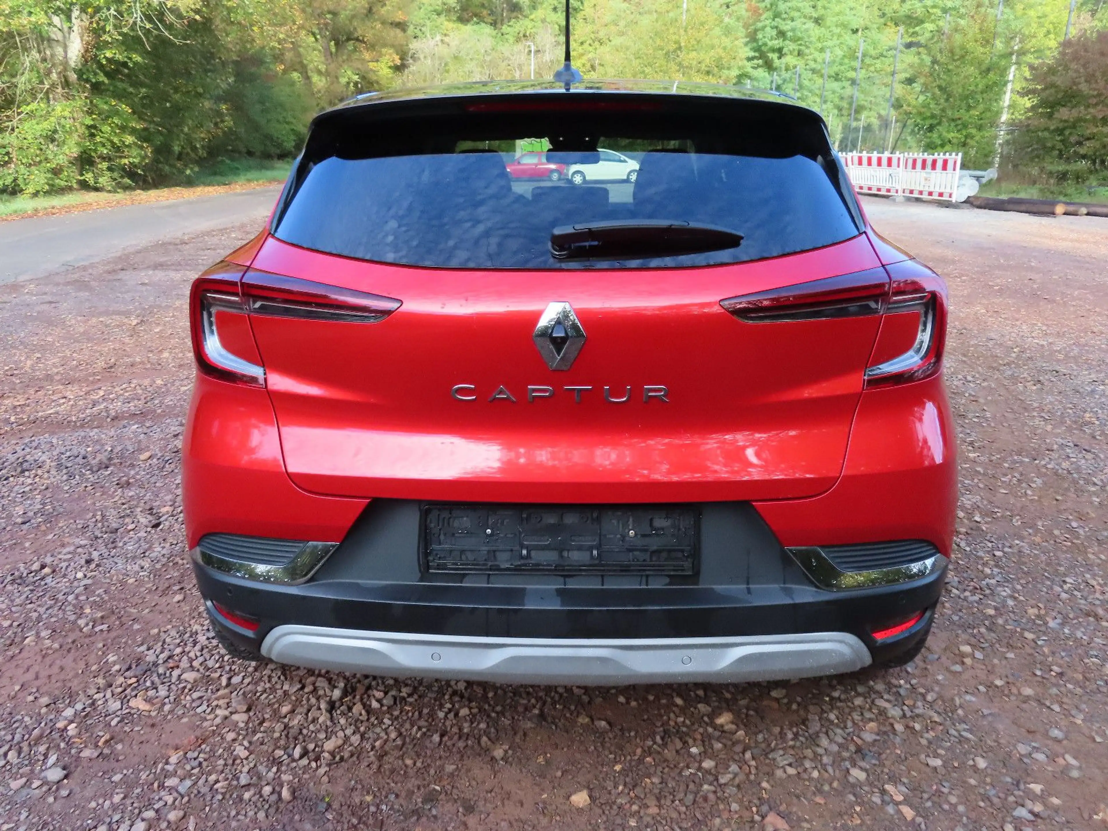 Renault Captur II Intens 1.3 AUT, Kamera, Navi, LED, SHZ — photo 4
