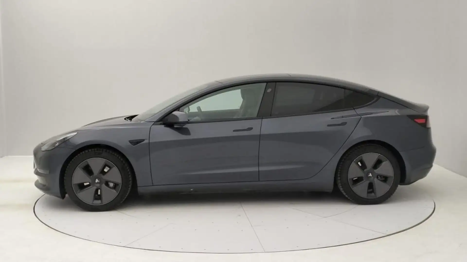 Tesla Model 3 Long Range Dual Motor awd Grijs - 2