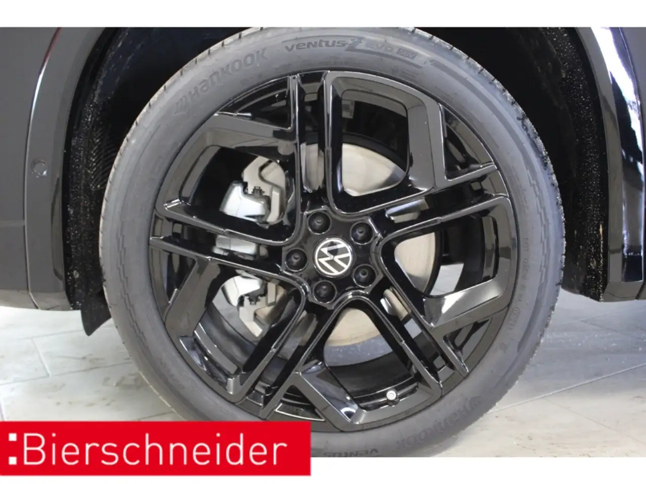 Volkswagen Tayron 1.5 TSI DSG e-Hybrid 2x R-Line Black Style AHK MAT 16