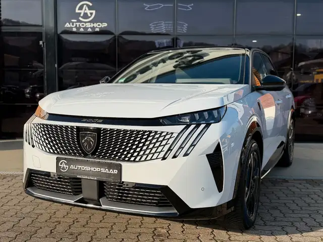 Peugeot 3008 Elektro 210 GT PANO/MASSAGE/ACC/FOCAL