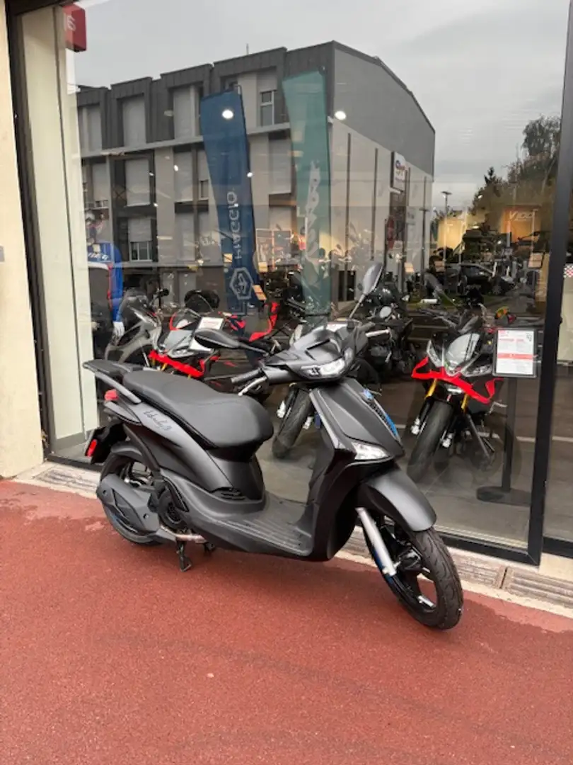 Piaggio Liberty 125 Schwarz - 2