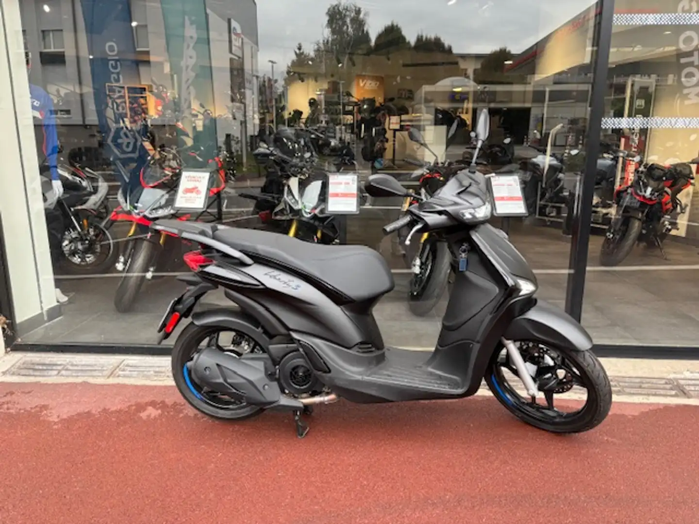 Piaggio Liberty 125 Schwarz - 1