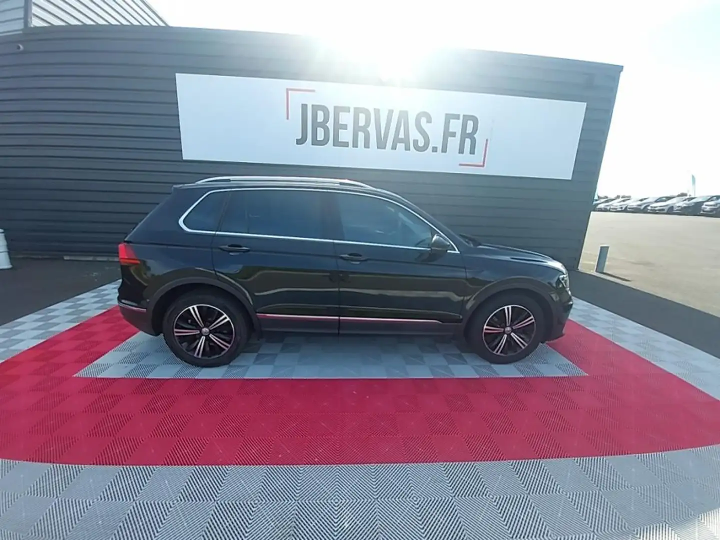 Volkswagen Tiguan 1.5 TSI EVO 150 DSG7 CARAT EXCLUSIVE Noir - 1