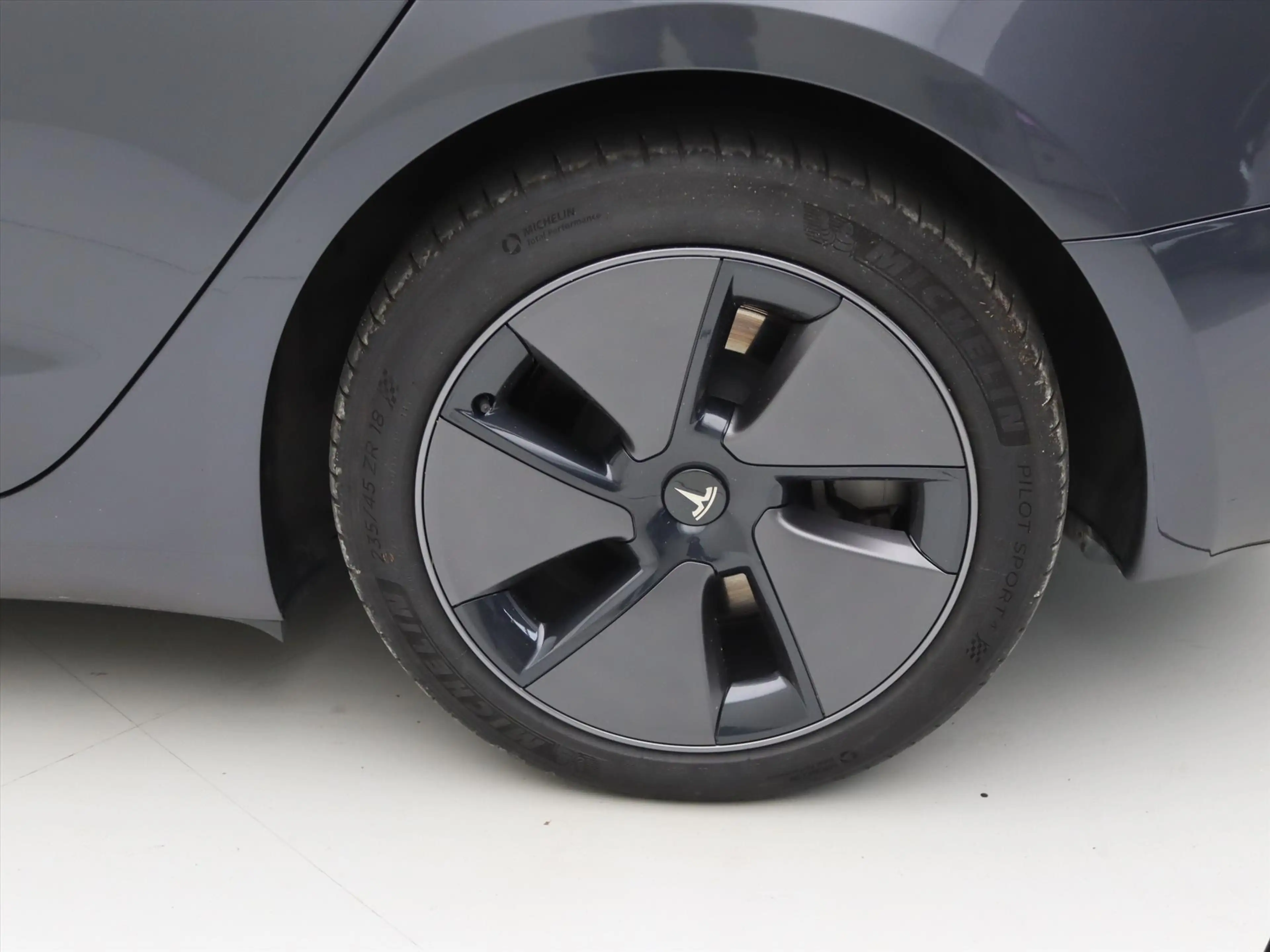 Tesla Model 3 Long-Range AWD 351pk 75 kWh UPGRADE 94% SoH [ TREK — photo 13