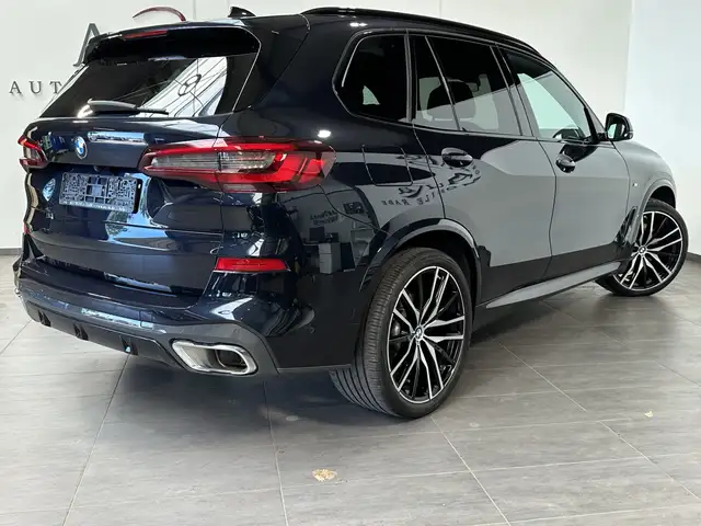 BMW X5 X5 view 4