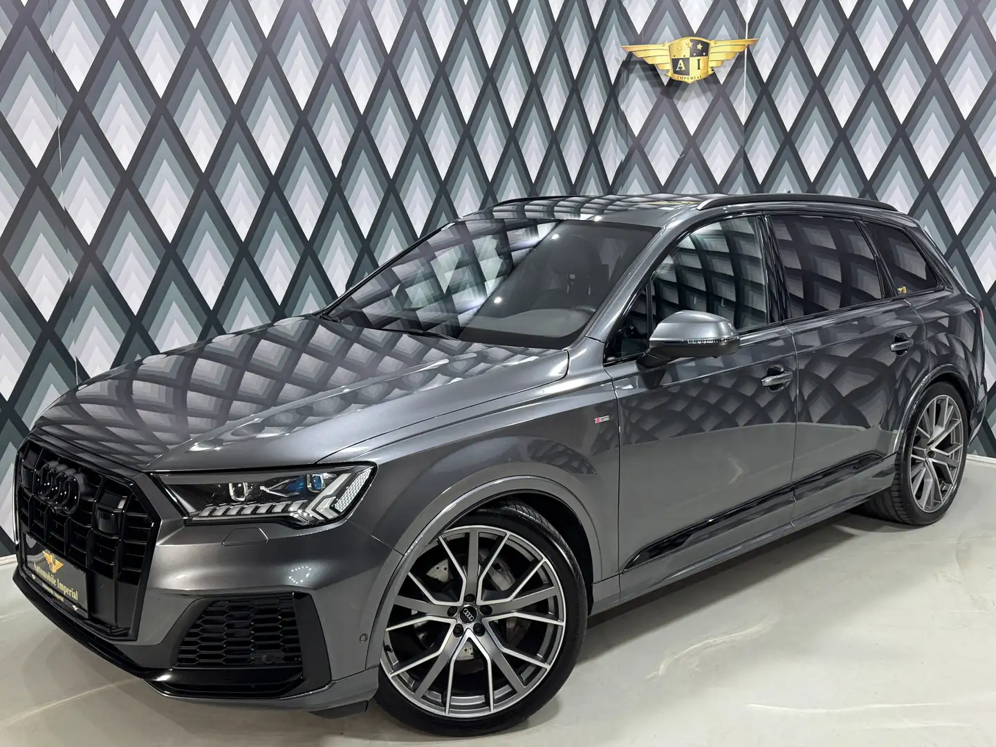 Audi Q7 50 TDI Quattro // S-LINE // STANDHEIZUNG // Grau - 2