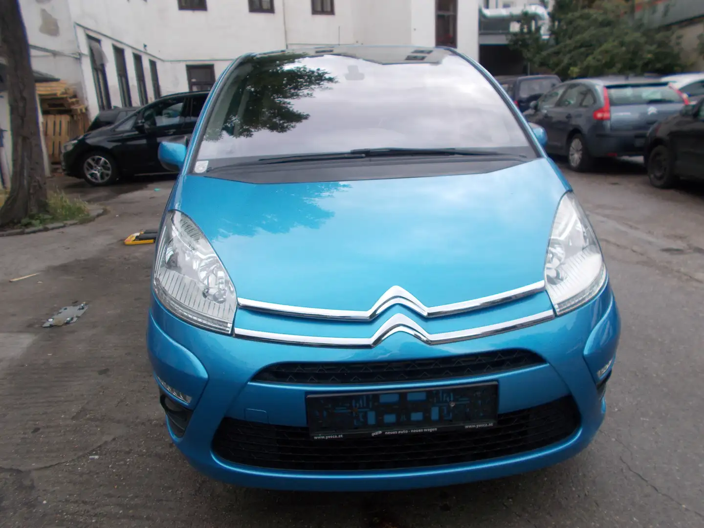 Citroen C4 Picasso 1,6 Exclusive HDi FAP EGS6 Blau - 1